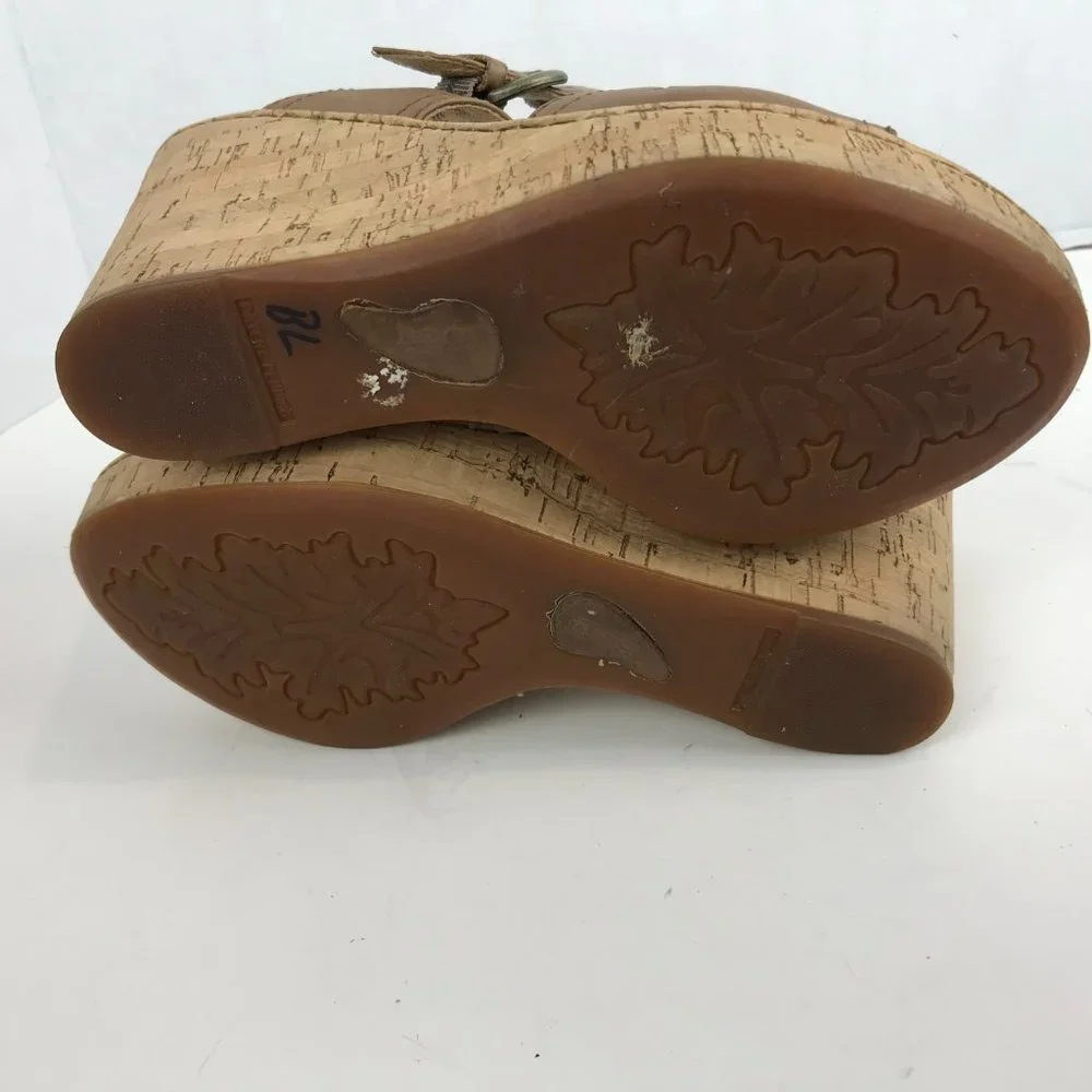Born leather cork wedge platform sandal US 9